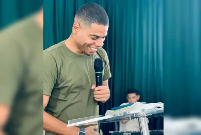 Sumiço, desabafo e sem aliança: Pastor Vitor Oliveira levanta suspeitas de separação
