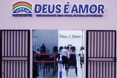 Igreja Deus é Amor é denunciada após proibir "penteado afro"
