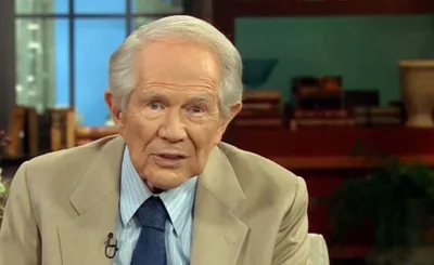 Pat Robertson diz que Ucrânia é preparação para ataque final contra Israel