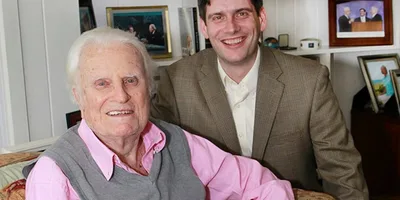 \"Aprendi com meu avô a urgência de pregar o Evangelho\", diz neto de Billy Graham