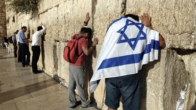 Igrejas se unem para oração global em resposta ao conflito entre Israel e Palestina