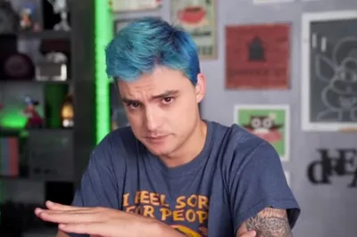 Felipe Neto: a imbecilidade que seu filho não deveria ver
