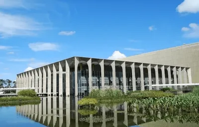 Governo Lula distorce decisão de tribunal e pressiona Israel por falso "genocídio"