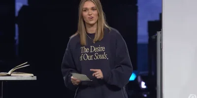 ‘Não é porque o pecado não parece ruim, que deixa de ser pecado’, alerta Sadie Robertson
