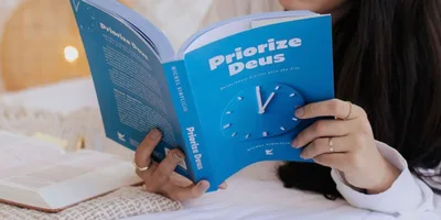 Novo devocional ajuda leitores a priorizar Deus