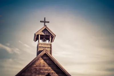 O que a Bíblia diz sobre a disciplina na igreja?