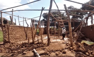 Pastores são agredidos e igreja demolida durante ataque em Uganda