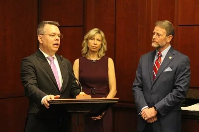 Pastor Andrew Brunson deseja retornar à Turquia: "Queremos levar o amor de Deus"