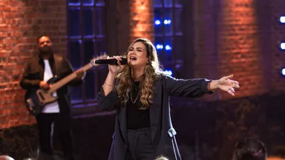 ‘Em Tuas Águas Profundas’: nova música de Bruna Olly