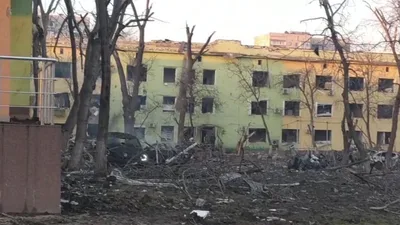 Criança é morta e grávidas são feridas em ataque russo à maternidade