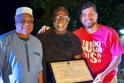 Kleber Lucas recebe Título de Cidadão Honorário por combate à intolerância religiosa