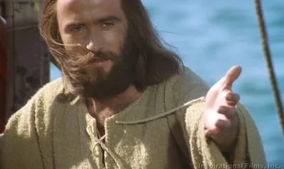 Ucranianos recebem áudio do filme ‘Jesus’ na semana de Páscoa