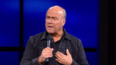 Pastor diz que anjos atuam no dia a dia: "Você pode ter encontrado um deles"
