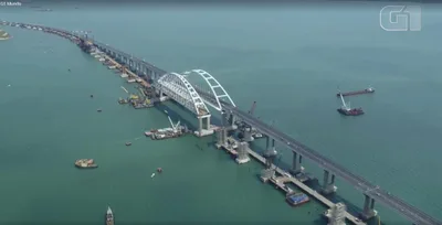 Rússia e China inauguram ponte que liga seus países e fortalecem laços