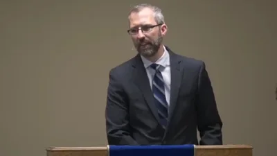 Terceiro pastor canadense é preso por realizar cultos durante a pandemia