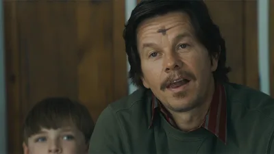 Mark Wahlberg e Mel Gibson em filme sobre boxeador que virou sacerdote