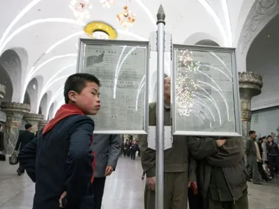 Cidadão da Coreia do Norte foge do país mas retorna para ajudar os famintos