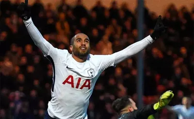 Lucas Moura declara voto em Bolsonaro e repudia planos de Lula