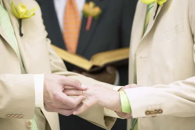 "Casamento" gay cresce quase 2 mil por cento no Brasil
