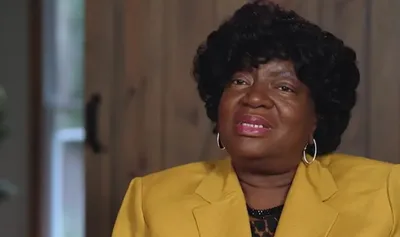"Deus ainda cura", diz mulher após sobreviver a complicações de aneurisma
