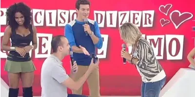 Idealizador do Eu Escolhi Esperar faz homenagem à esposa no 'Hora do Faro', na Record