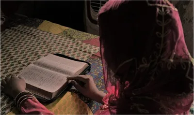 Ao converter, hindu é brutalmente espancada, mas não desiste de Jesus