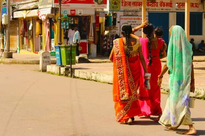 Hindus radicais atacam e dão prazo para famílias cristãs renunciarem a fé
