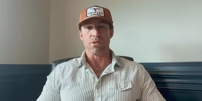 Ex-jogador da NFL sobrevive a incêndio após clamar a Deus: “Sou um milagre”