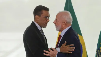 Otoni de Paula sobre participação em evento de Lula: “Minha obrigação é orar pelo presidente”