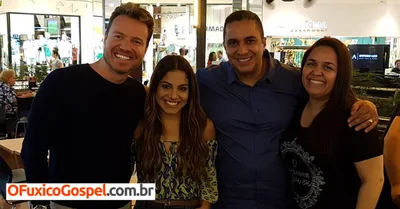 Gabriela Rocha é fotografada com o namorado em rara aparição pública