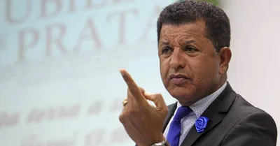 Abílio Santana repudia desfile das Escolas de Samba Vai Vai e Gaviões da Fiel