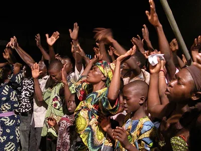 Pelo menos 40 cristãos são sequestrados de igreja durante culto