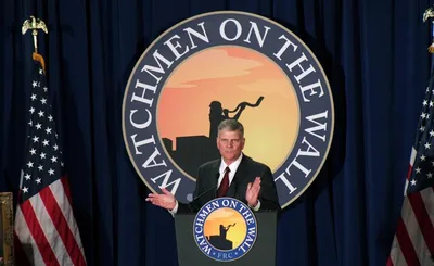 Franklin Graham convoca pastores a combaterem o aborto: "Deus abomina covardes"