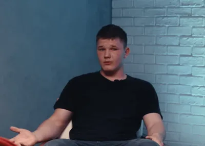 Jovem viciado ouve Jesus e se converte: "Escrevi seu nome no Livro da Vida"