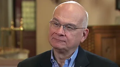 Aproveito minha vida de oração mais do que nunca, diz Tim Keller enquanto enfrenta o câncer