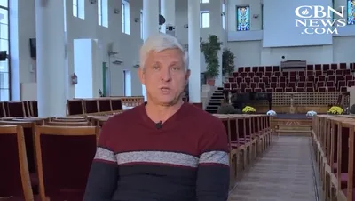 Pastor ucraniano é libertado milagrosamente de prisão russa: "Deus está cuidando de nós"