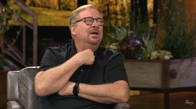"Nosso maior testemunho é como lidamos com a dor", diz Rick Warren sobre suicídio do filho