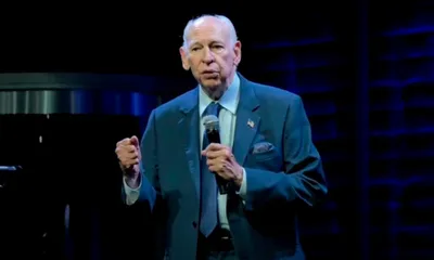"Dizer apenas que Deus está no controle é uma desculpa", diz pastor sobre envolvimento político