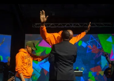 Astro da NBA se rende a Jesus depois de sobreviver a 12 derrames e seis ataques cardíacos | Notícias Gospel