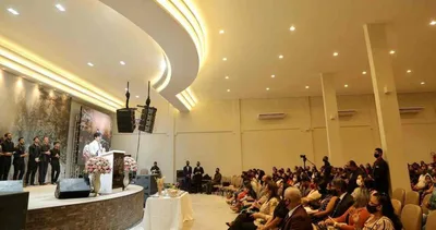 Samuel Mariano tem igreja interditada após promover aglomeração