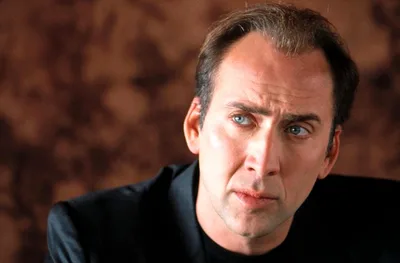 Após participação em filme cristão, Nicolas Cage diz se sentir um "estranho" em Hollywood