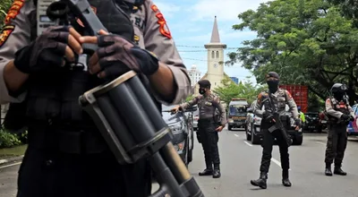 Homem-bomba ataca igreja na Indonésia no Domingo de Ramos
