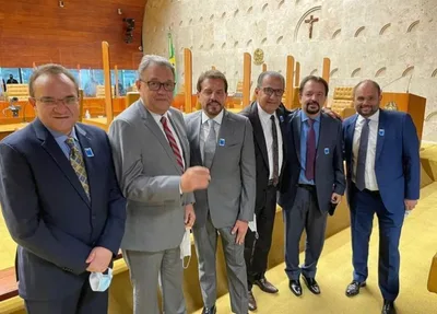 Líderes evangélicos comparecem à posse de André Mendonça