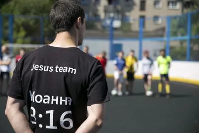 Missionários driblam lei russa durante a Copa e distribuem milhares de materiais evangelísticos | Notícias Gospel