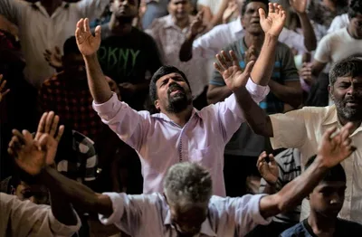 Cristãos se unem em oração após ataque no Sri Lanka: "Venha em nossa proteção"