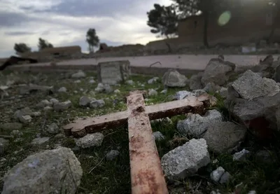 Igreja na Síria é bombardeada durante inauguração e duas pessoas morrem