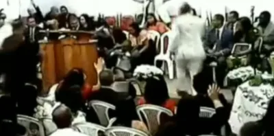 Pastor sofre AVC no púlpito enquanto cantava ‘Soldado Ferido’ e morre