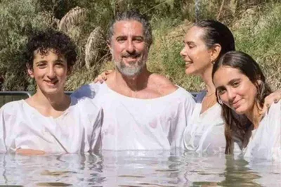 Marcos Mion e família são batizados no Rio Jordão