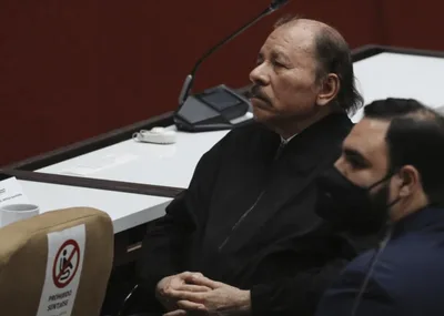 Ditador na Nicarágua usa polícia para impedir acesso a igreja
