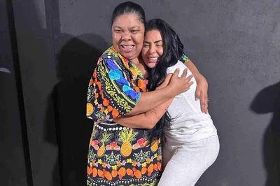 Missionária Zete Alves surpreende e prega na igreja de Renállida Carvalho